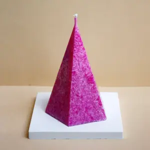 Stearinkerze Pyramide