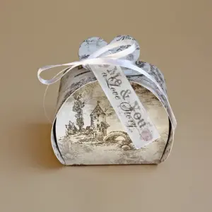 Herz&shy;verschluss&shy;schachtel