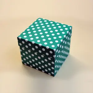 Explosionsbox zum Selbstgestalten grün-weiß