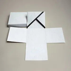 Explosionsbox zum Selbstgestalten einfarbig